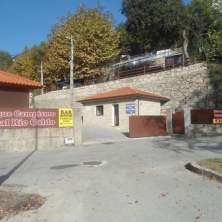 Campismo Rural Rio Caldo Geres Gerês Exterior foto