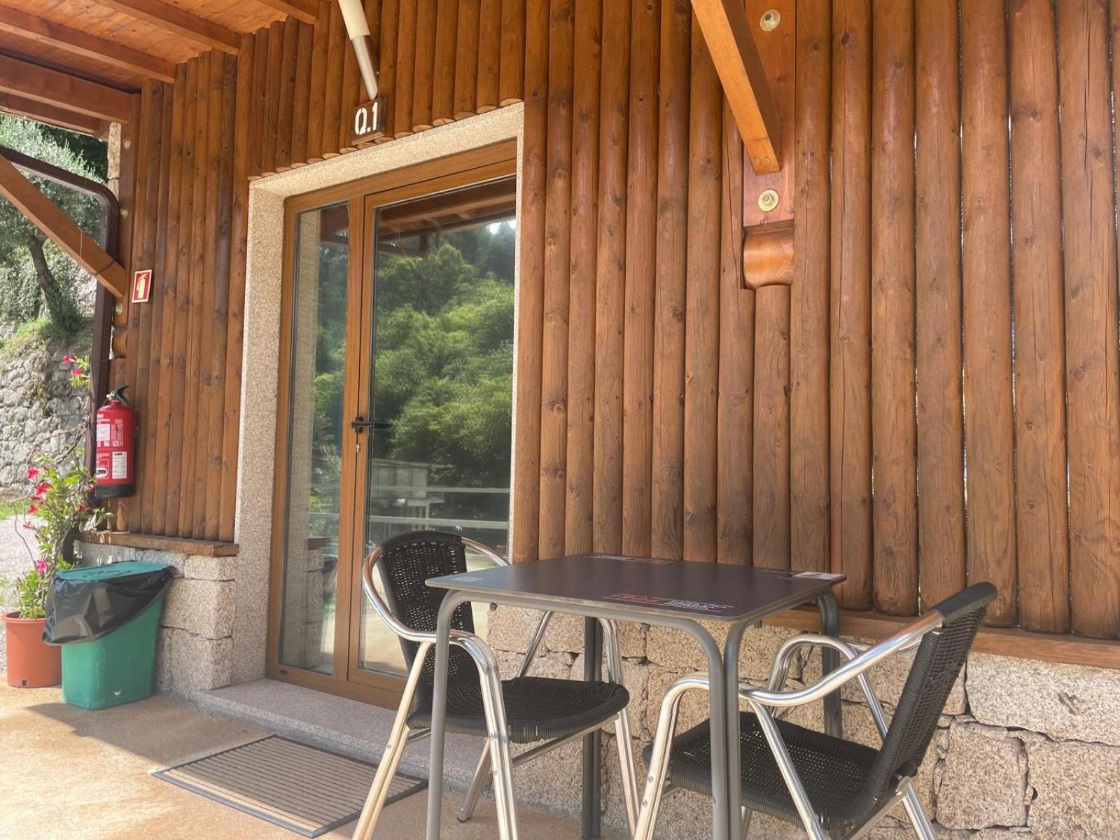 Campismo Rural Rio Caldo Geres Gerês Exterior foto