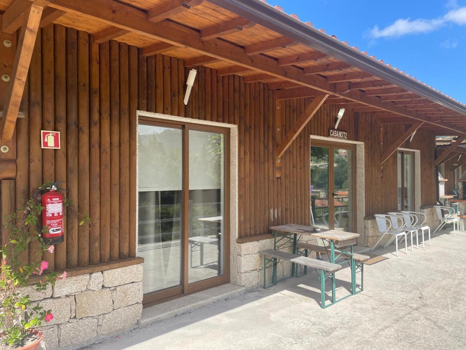 Campismo Rural Rio Caldo Geres Gerês Exterior foto