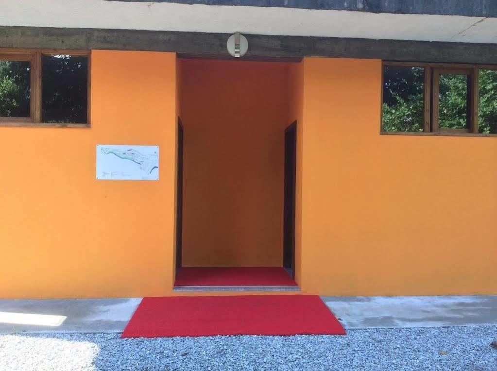 Campismo Rural Rio Caldo Geres Gerês Exterior foto