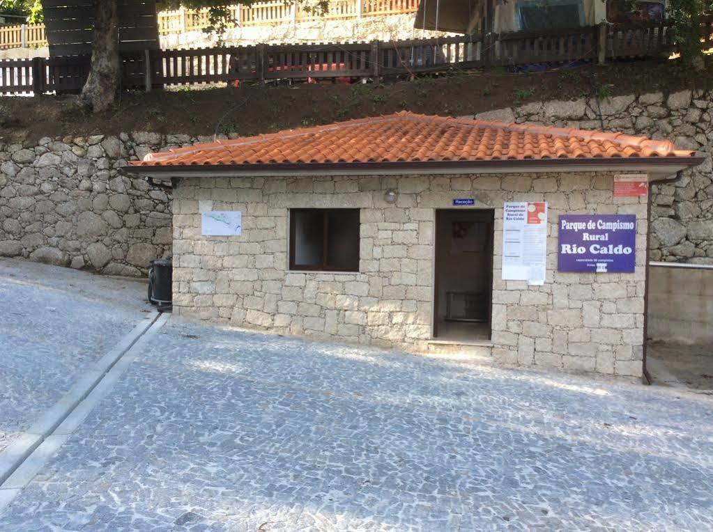 Campismo Rural Rio Caldo Geres Gerês Exterior foto